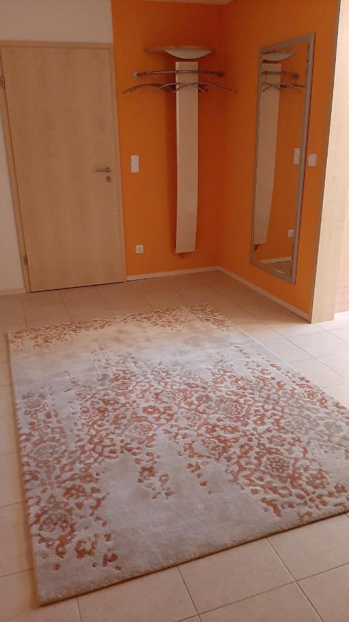 Ferienwohnung Mit Japangarten 칼슈타트 외부 사진